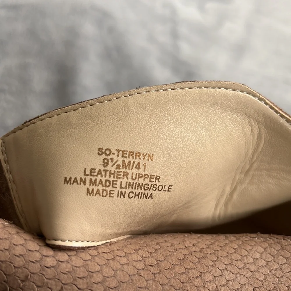 Sole Society Chunky Heeled Sandal - Picture 8 of 8